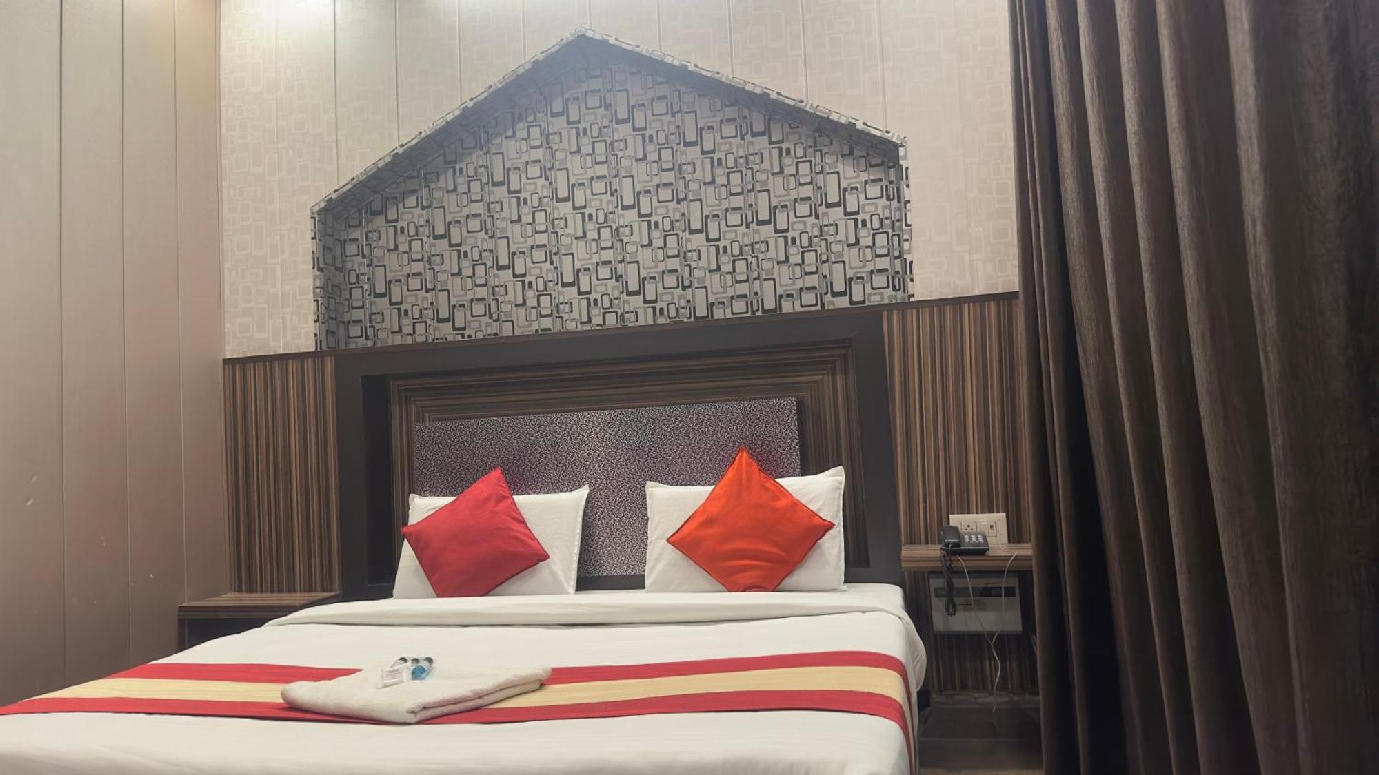 Hotel Pardesi Haridwār Quarto foto